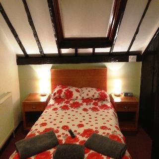 Coach House Hotel
